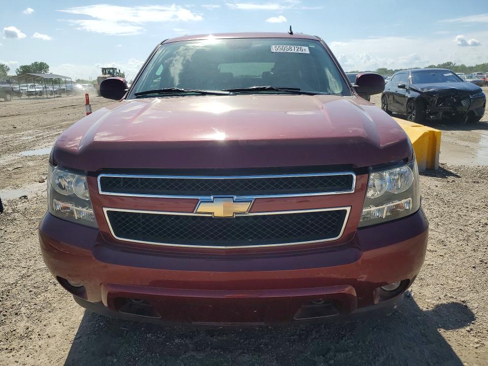 Продажа на аукционе авто 2008 Chevrolet Suburban, vin: 1GNFK16358J238788, номер лота: 55058726