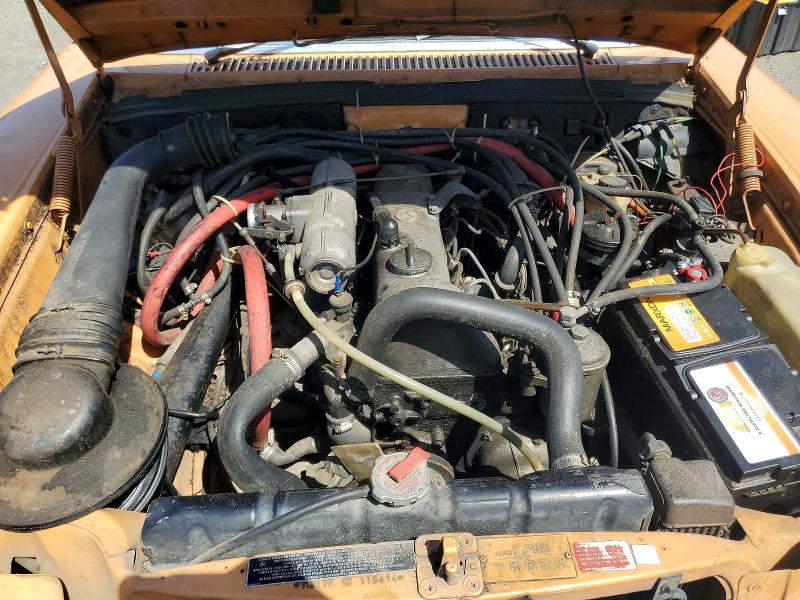 58810226 :رقم المزاد ، 11511710115414 vin ، 1976 Mercedes-benz 240-class مزاد بيع