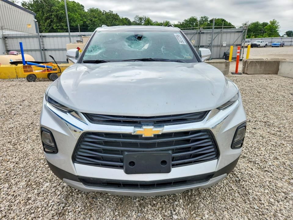 58372396 :رقم المزاد ، 3GNKBHR44NS141586 vin ، 2022 Chevrolet Blazer مزاد بيع