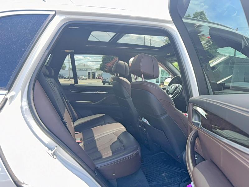 Продаж на аукціоні авто 2017 Bmw X5, vin: 5UXKR0C39H0V68990, номер лоту: 58422546