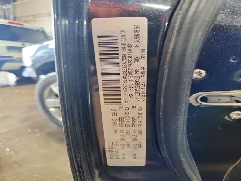 55597556 :رقم المزاد ، 1C6RR7LG2HS583192 vin ، 2017 Ram 1500 مزاد بيع