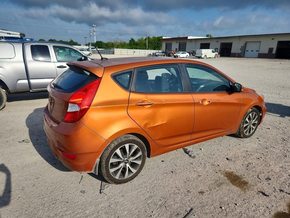 Продаж на аукціоні авто 2015 Hyundai Accent, vin: KMHCU5AE3FU200862, номер лоту: 58905986