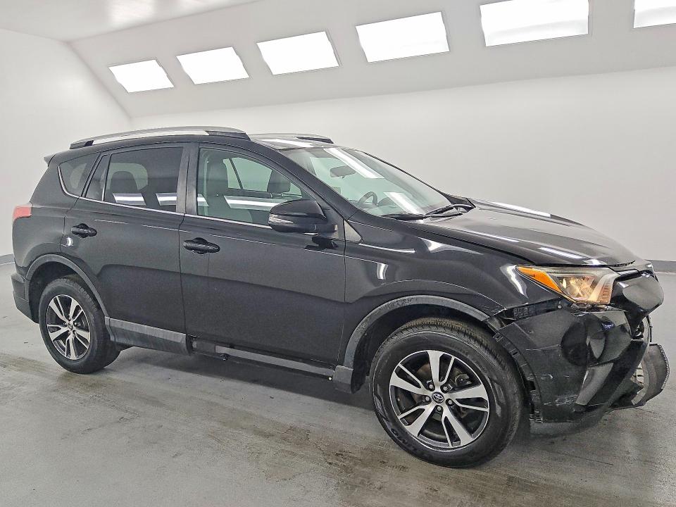 2016 Toyota Rav4 მანქანა იყიდება აუქციონზე, vin: 2T3WFREV9GW278001, აუქციონის ნომერი: 58686076