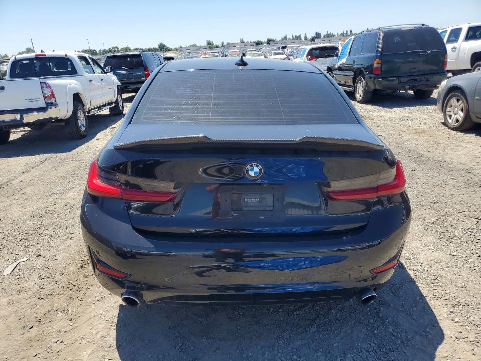 56161506 :رقم المزاد ، 3MW5R1J06M8B91092 vin ، 2021 Bmw 330i مزاد بيع