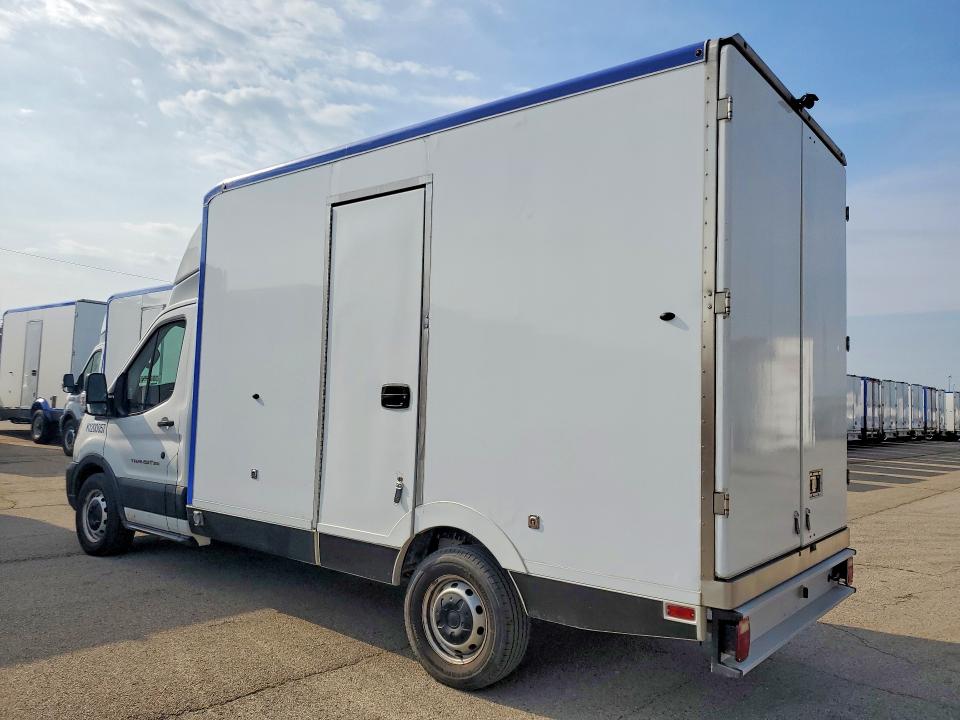55889176 :رقم المزاد ، 1FDBW5Z86LKA83404 vin ، 2020 Ford Transit مزاد بيع