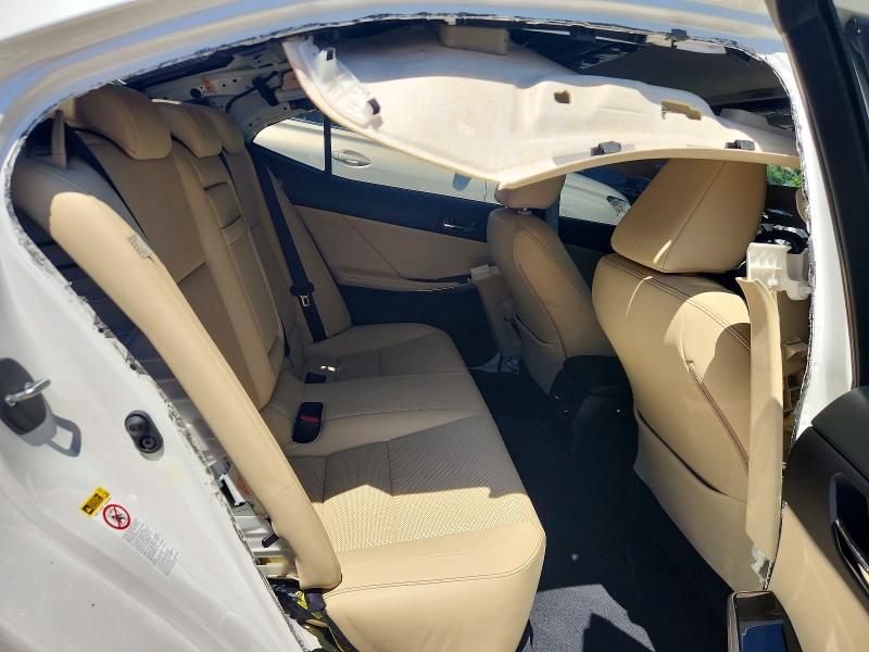 56865536 :رقم المزاد ، JTHCM1D24G5010092 vin ، 2016 Lexus Is مزاد بيع