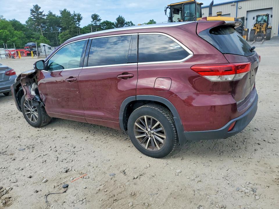 2017 Toyota Highlander მანქანა იყიდება აუქციონზე, vin: 5TDJZRFH6HS381437, აუქციონის ნომერი: 55946806