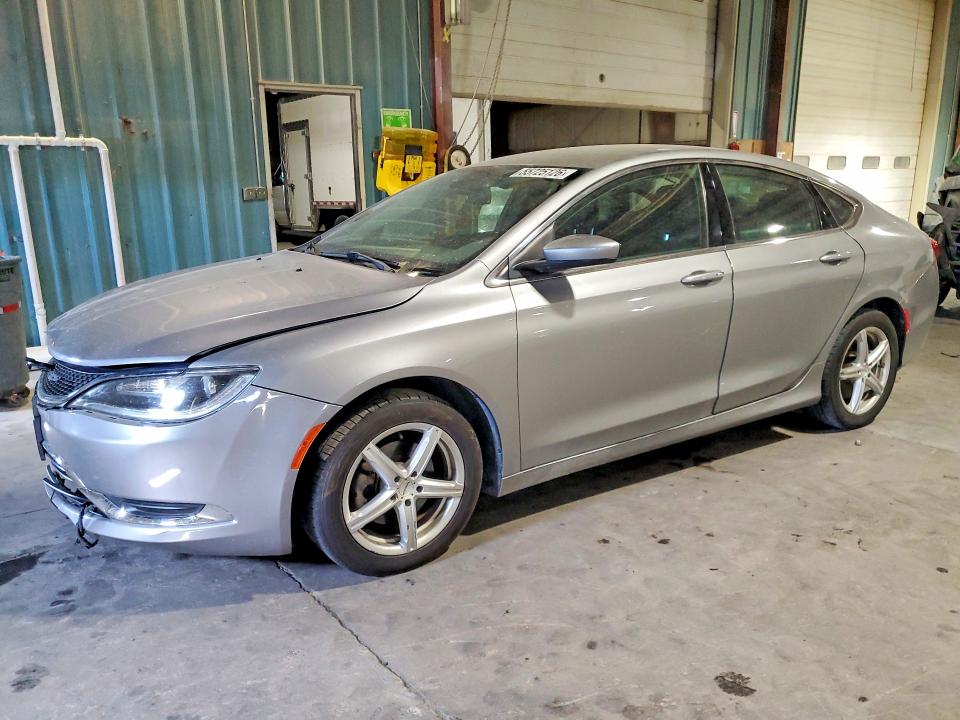 Auction sale of the 2015 Chrysler 200, vin: 1C3CCCAB3FN634652, lot number: 55725126