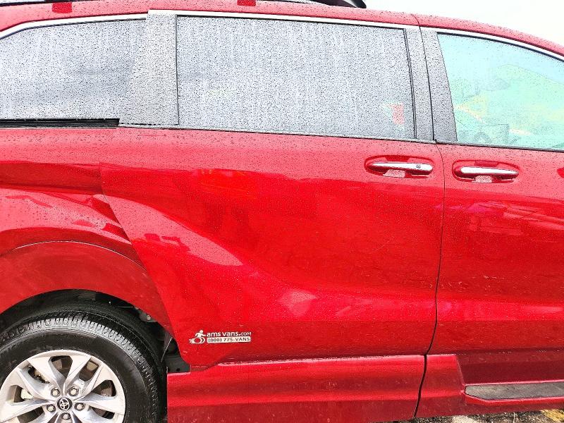 Продаж на аукціоні авто 2023 Toyota Sienna, vin: 5TDJSKFC3PS095298, номер лоту: 58881476