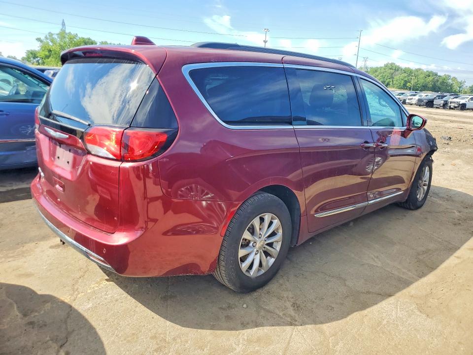 Продажа на аукционе авто 2017 Chrysler Pacifica, vin: 2C4RC1BG0HR623070, номер лота: 58356636