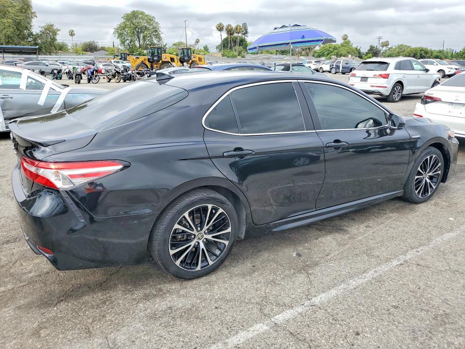 Продажа на аукционе авто 2020 Toyota Camry, vin: 4T1G31AK2LU015152, номер лота: 85987815
