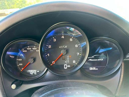 55707586 :رقم المزاد ، WP1AG2A59JLB62102 vin ، 2018 Porsche Macan مزاد بيع