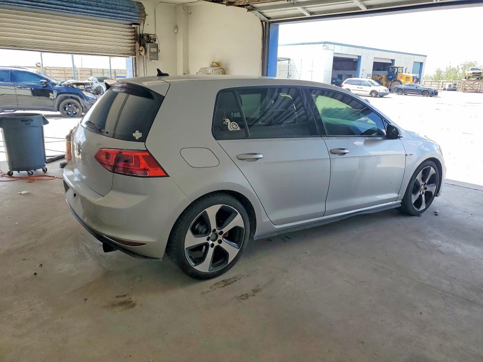 2017 Volkswagen Gti მანქანა იყიდება აუქციონზე, vin: 3VW4T7AU8HM056583, აუქციონის ნომერი: 56188466
