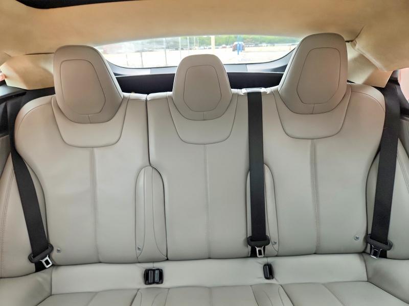 2016 Tesla Model S მანქანა იყიდება აუქციონზე, vin: 5YJSA1E23GF131425, აუქციონის ნომერი: 57414406