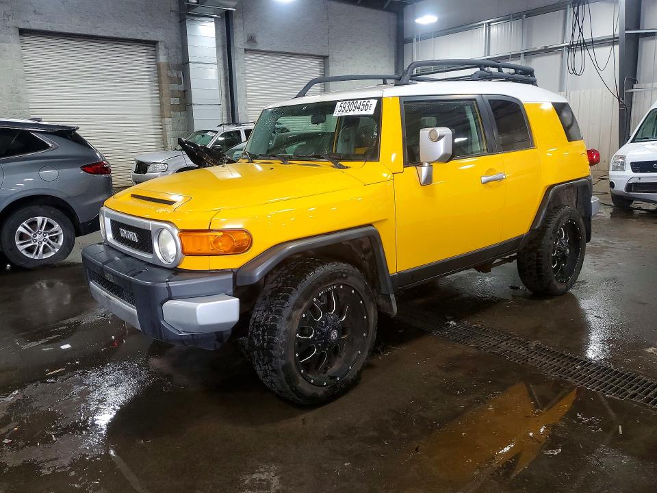 59309456 :رقم المزاد ، JTEBU11F070018431 vin ، 2007 Toyota Fj Cruiser مزاد بيع