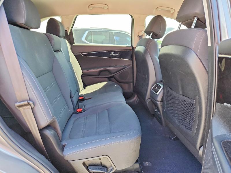 Продажа на аукционе авто 2017 Kia Sorento, vin: 5XYPG4A53HG275315, номер лота: 57711206