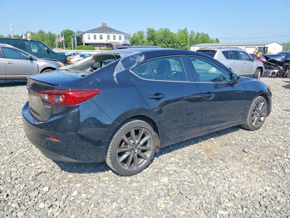 2018 Mazda 3 მანქანა იყიდება აუქციონზე, vin: 3MZBN1V39JM180884, აუქციონის ნომერი: 58972626