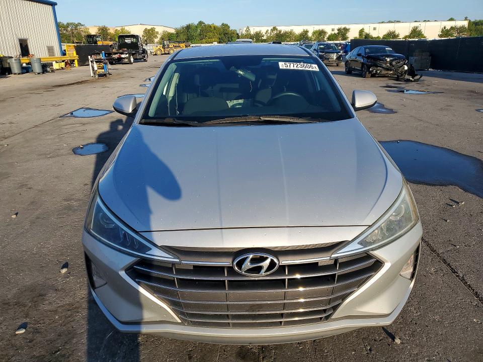 2020 Hyundai Elantra მანქანა იყიდება აუქციონზე, vin: 5NPD74LF1LH504536, აუქციონის ნომერი: 57723606