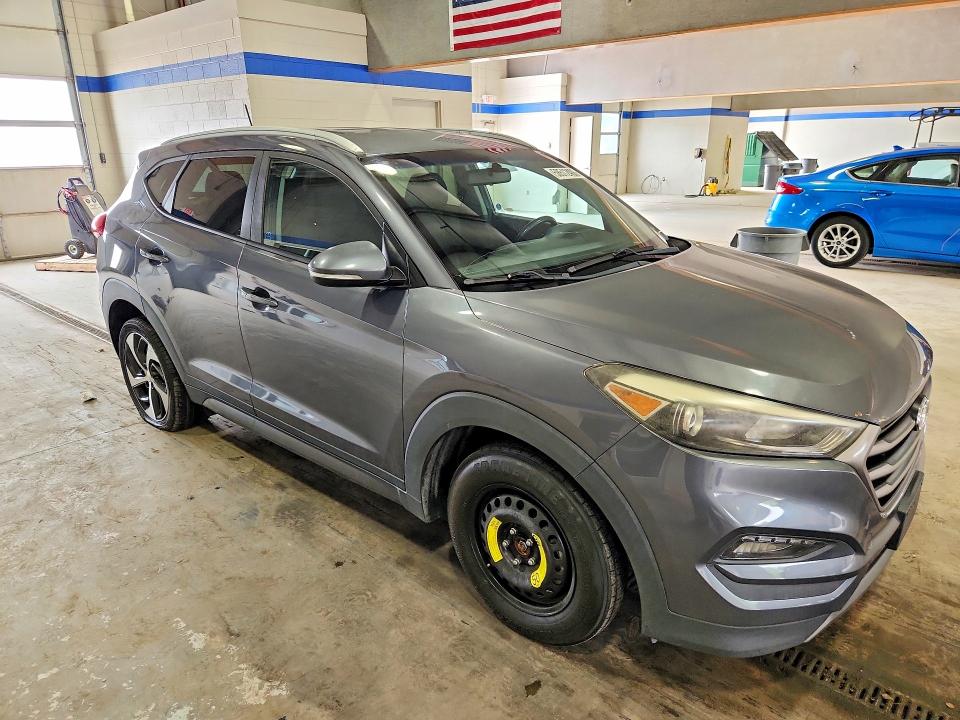 Продаж на аукціоні авто 2016 Hyundai Tucson, vin: KM8J33A22GU183395, номер лоту: 58512406