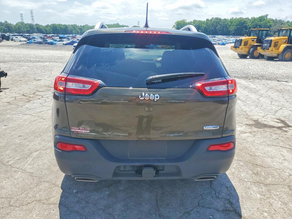 58605776 :رقم المزاد ، 1C4PJLCS6FW517075 vin ، 2015 Jeep Cherokee مزاد بيع