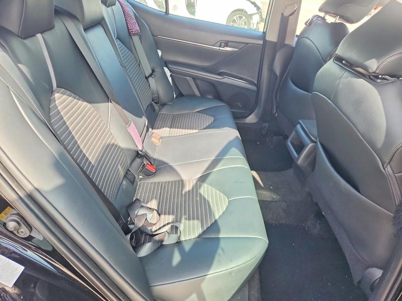 85447985 :رقم المزاد ، 4T1B11HK9KU192978 vin ، 2019 Toyota Camry مزاد بيع