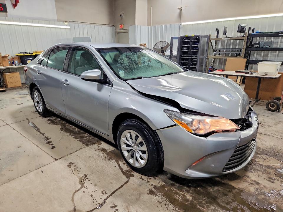 2017 Toyota Camry მანქანა იყიდება აუქციონზე, vin: 4T1BF1FK1HU720994, აუქციონის ნომერი: 56586166