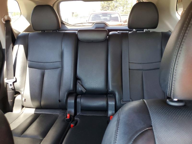 Продажа на аукционе авто 2015 Nissan Rogue, vin: 5N1AT2MV5FC872884, номер лота: 56323216