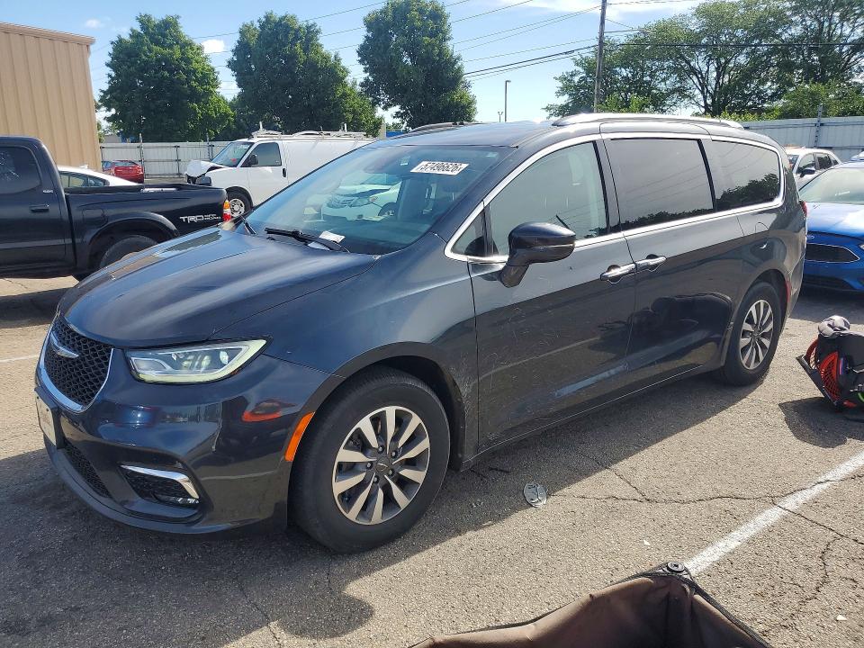 Auction sale of the 2021 Chrysler Pacifica, vin: 2C4RC1BG1MR500369, lot number: 57496626