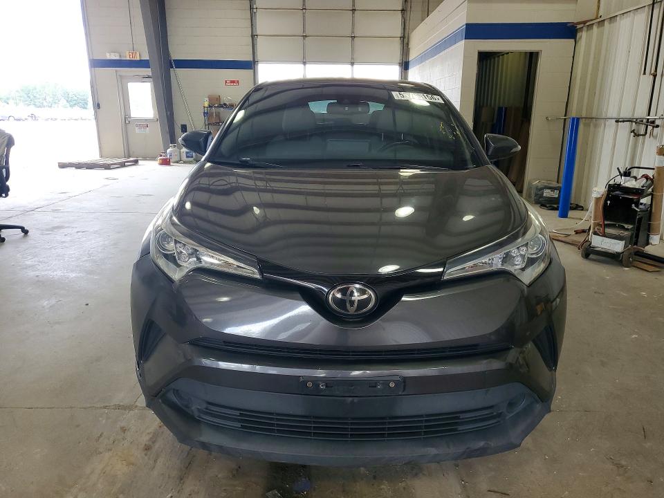 55765156 :رقم المزاد ، NMTKHMBX5KR068845 vin ، 2019 Toyota C-hr مزاد بيع