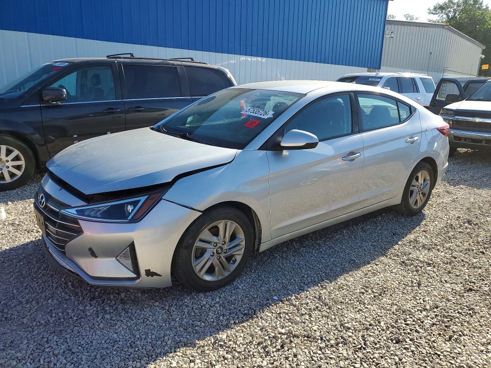 2020 Hyundai Elantra მანქანა იყიდება აუქციონზე, vin: 5NPD84LF2LH523884, აუქციონის ნომერი: 57535726