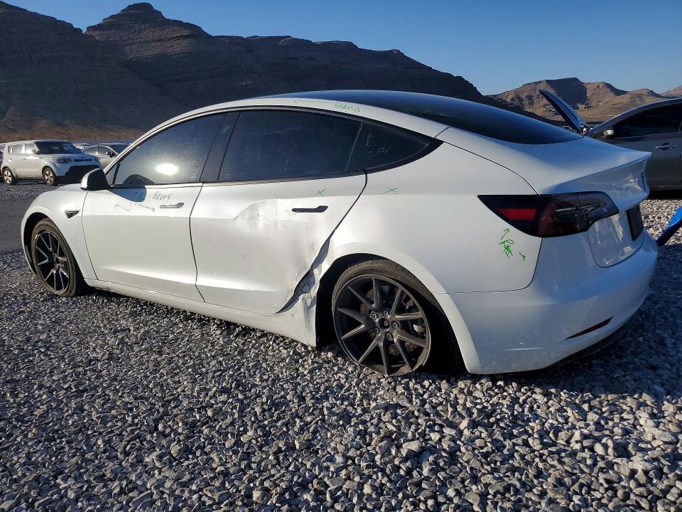 Продажа на аукционе авто 2023 Tesla Model 3, vin: 5YJ3E1EAXPF640203, номер лота: 56132256