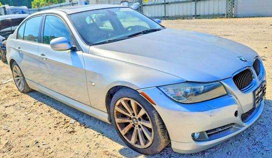 56285636 :رقم المزاد ، WBAPH5G56BNM72759 vin ، 2011 Bmw 328 مزاد بيع