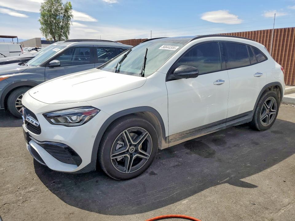 56644556 :رقم المزاد ، W1N4N4GB0MJ251580 vin ، 2021 Mercedes-benz Gla مزاد بيع