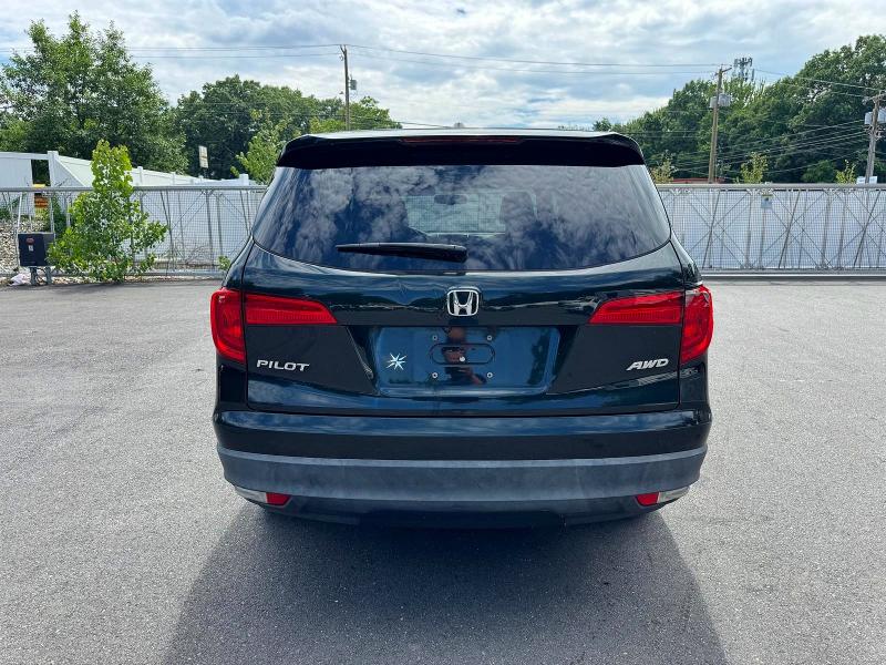 57209846 :رقم المزاد ، 5FNYF6H57JB012590 vin ، 2018 Honda Pilot مزاد بيع