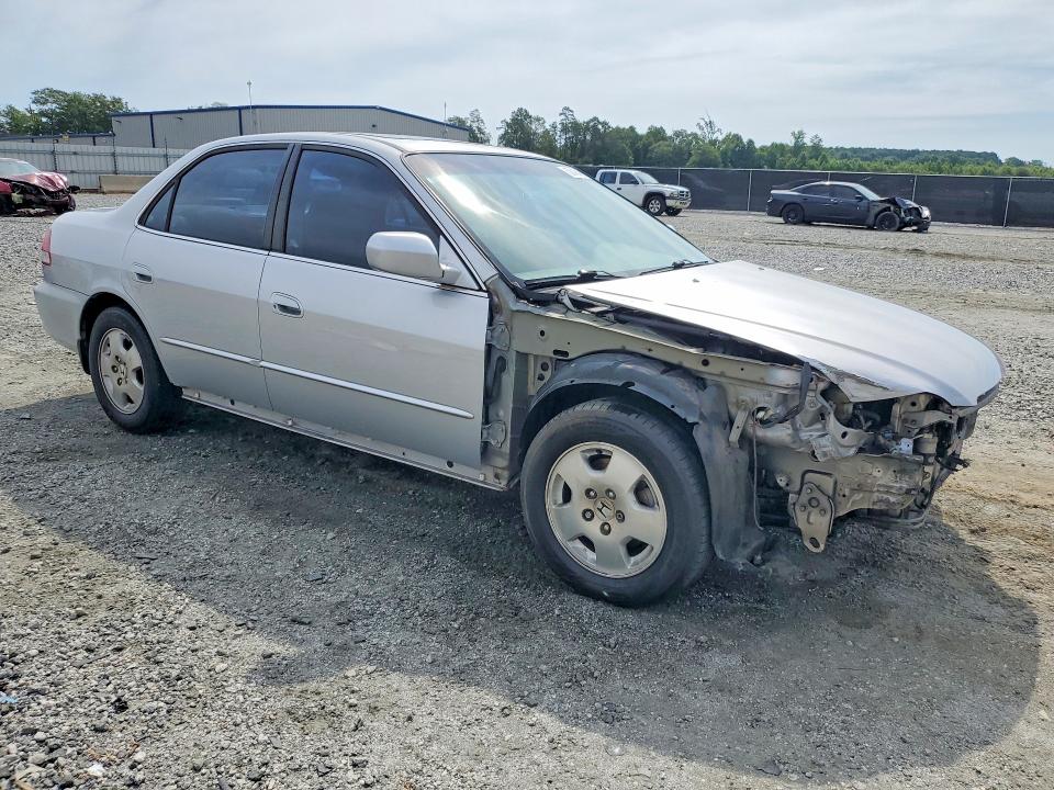 2002 Honda Accord მანქანა იყიდება აუქციონზე, vin: 1HGCG16562A027199, აუქციონის ნომერი: 58484596
