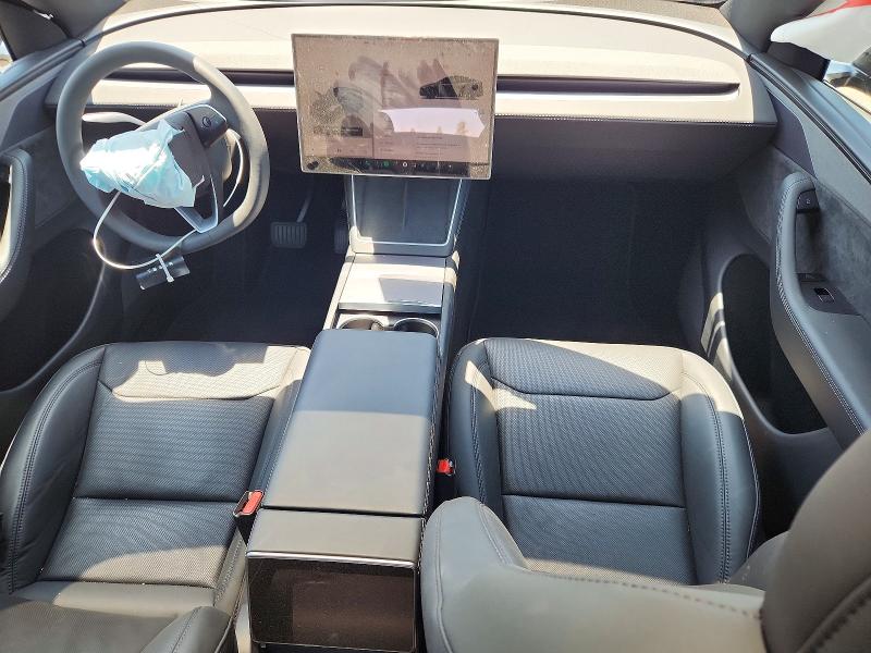 56448956 :رقم المزاد ، 7SAYGDED8TF581046 vin ، 2026 Tesla Model Y مزاد بيع