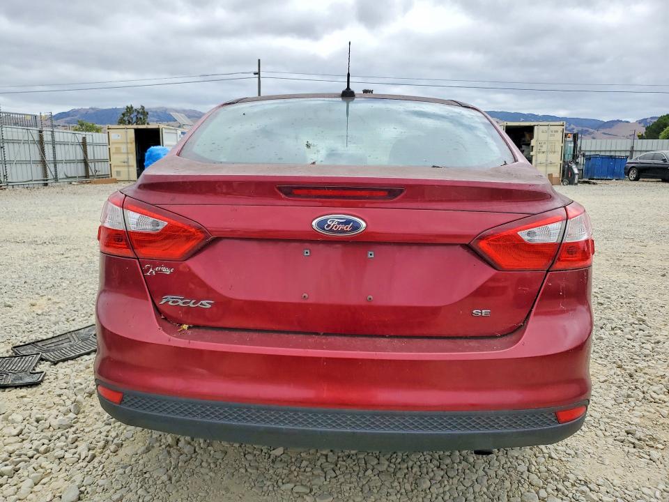 2013 Ford Focus მანქანა იყიდება აუქციონზე, vin: 1FADP3F23DL186053, აუქციონის ნომერი: 54556346