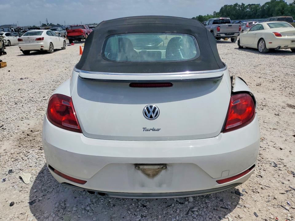 2017 Volkswagen Beetle მანქანა იყიდება აუქციონზე, vin: 3VW517AT8HM814665, აუქციონის ნომერი: 58421486