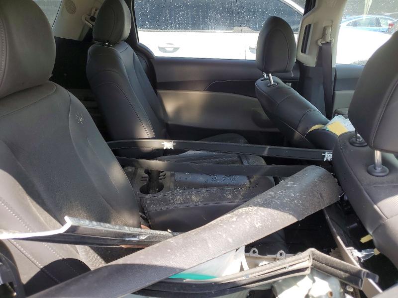 57212846 :رقم المزاد ، KNDNB5K35T6623958 vin ، 2026 Kia Carnival مزاد بيع