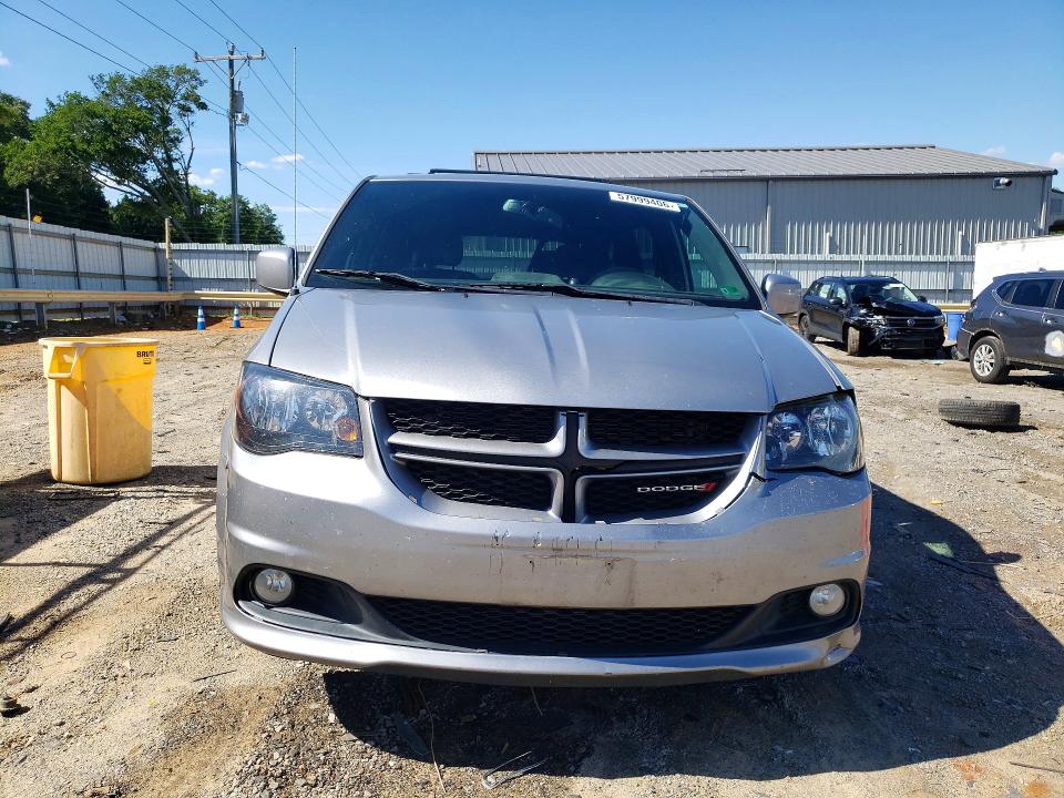 2017 Dodge Grand Caravan მანქანა იყიდება აუქციონზე, vin: 2C4RDGEG1HR737395, აუქციონის ნომერი: 57999406