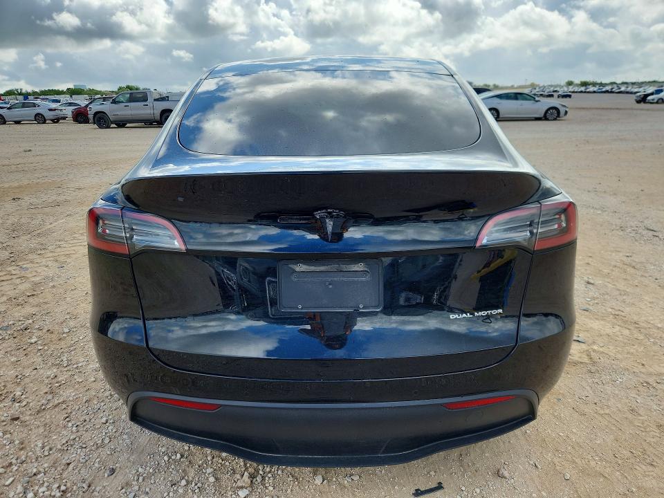Продажа на аукционе авто 2022 Tesla Model Y, vin: 7SAYGAEE9NF337349, номер лота: 55038716