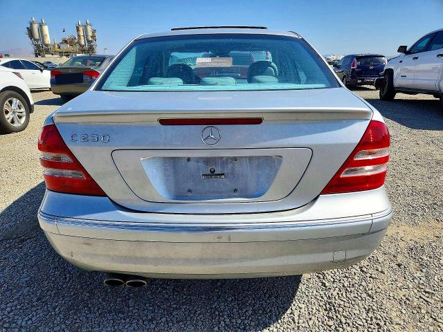 Продажа на аукционе авто 2007 Mercedes-benz C, vin: WDBRF52HX7A937124, номер лота: 55717146