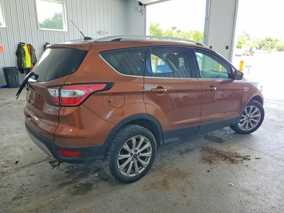 Продаж на аукціоні авто 2017 Ford Escape, vin: 1FMCU9JD4HUC08499, номер лоту: 57167106