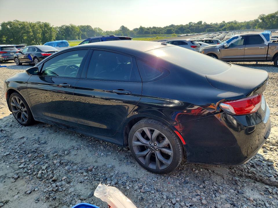 57362026 :رقم المزاد ، 1C3CCCBB7FN573112 vin ، 2015 Chrysler 200 مزاد بيع