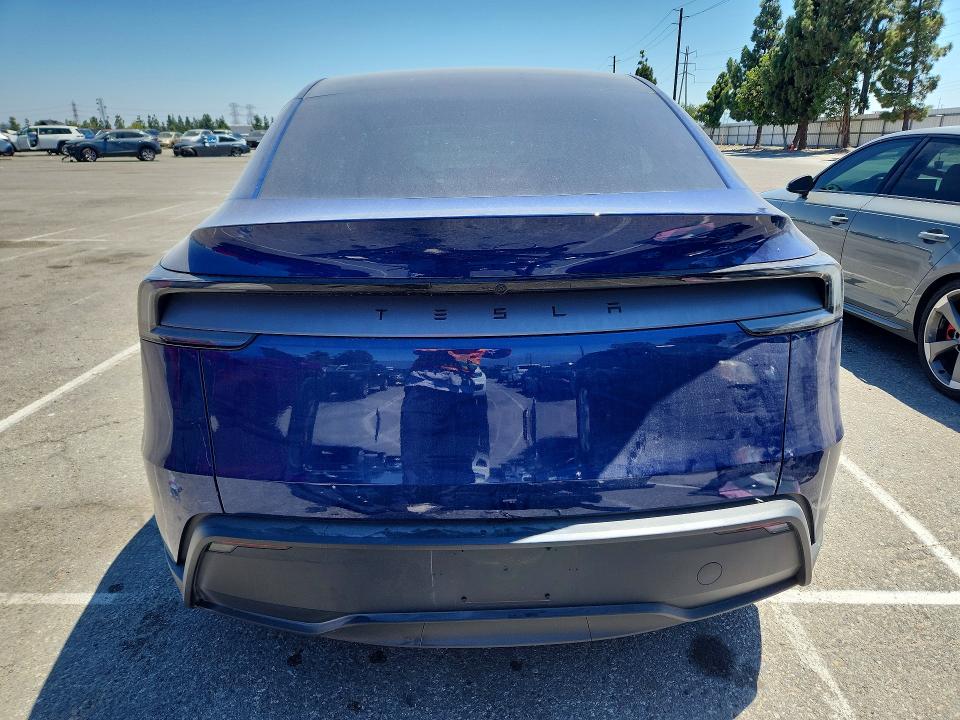 2026 Tesla Model Y მანქანა იყიდება აუქციონზე, vin: 7SAYGDED0TF547182, აუქციონის ნომერი: 57352476