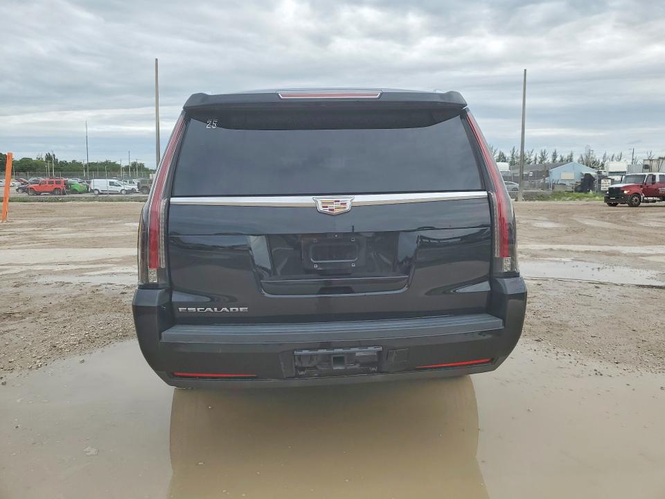 56474096 :رقم المزاد ، 1GYS4KKJ1JR276371 vin ، 2018 Cadillac Escalade مزاد بيع