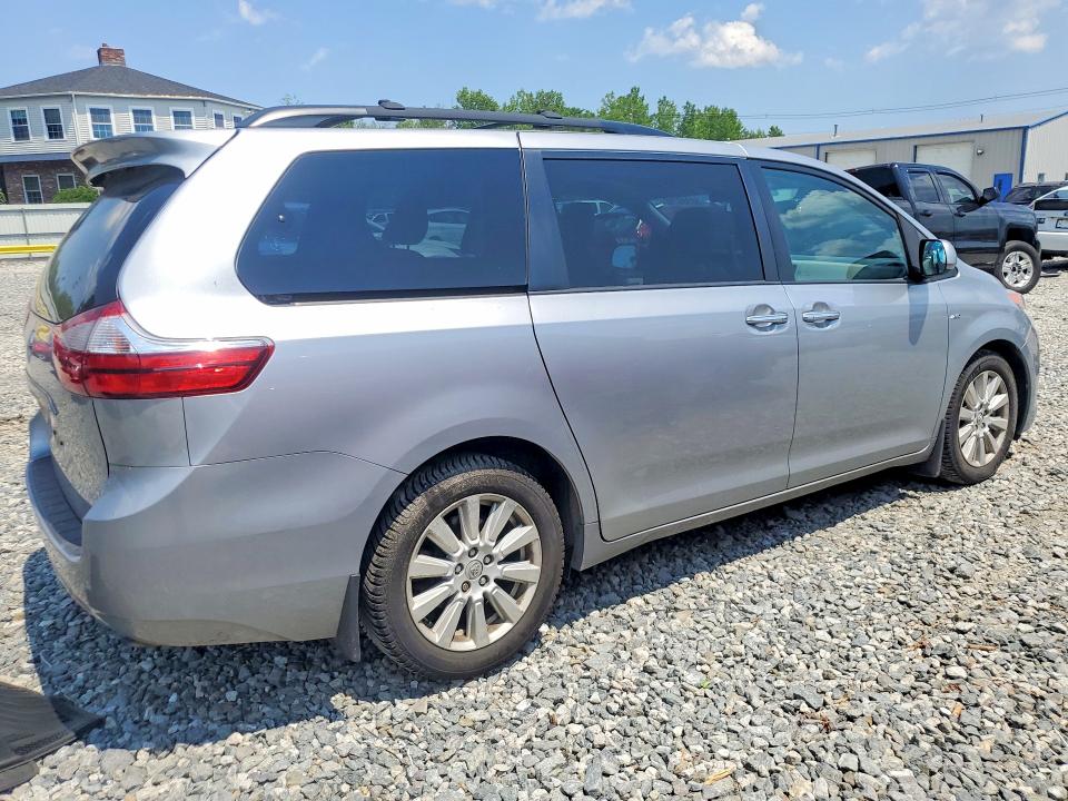 58986756 :رقم المزاد ، 5TDDZ3DCXHS181159 vin ، 2017 Toyota Sienna مزاد بيع