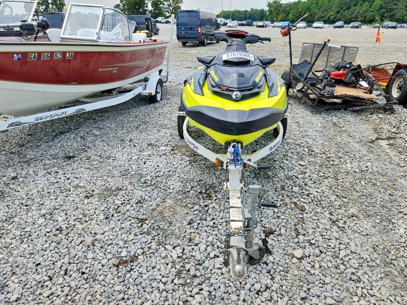 57679386 :رقم المزاد ، CAYDV01015J718 vin ، 2018 Sea-doo Rxt 260 مزاد بيع