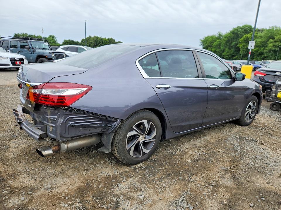 Продажа на аукционе авто 2017 Honda Accord, vin: 1HGCR2F38HA018883, номер лота: 57734056