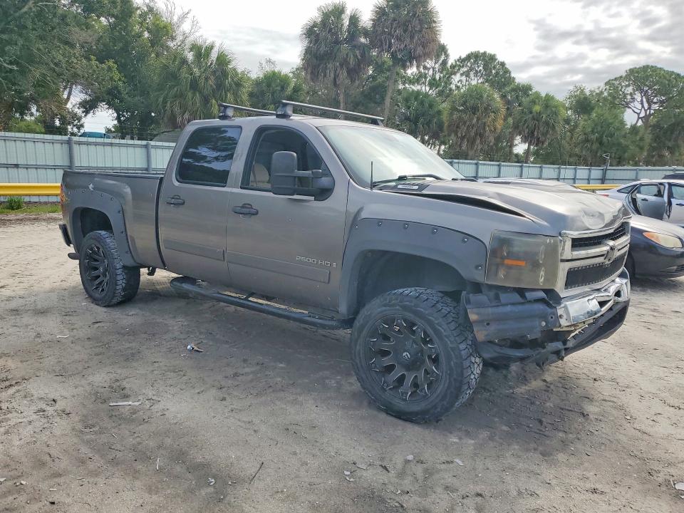 55907726 :رقم المزاد ، 1GCHC23K78F108773 vin ، 2008 Chevrolet Silverado مزاد بيع